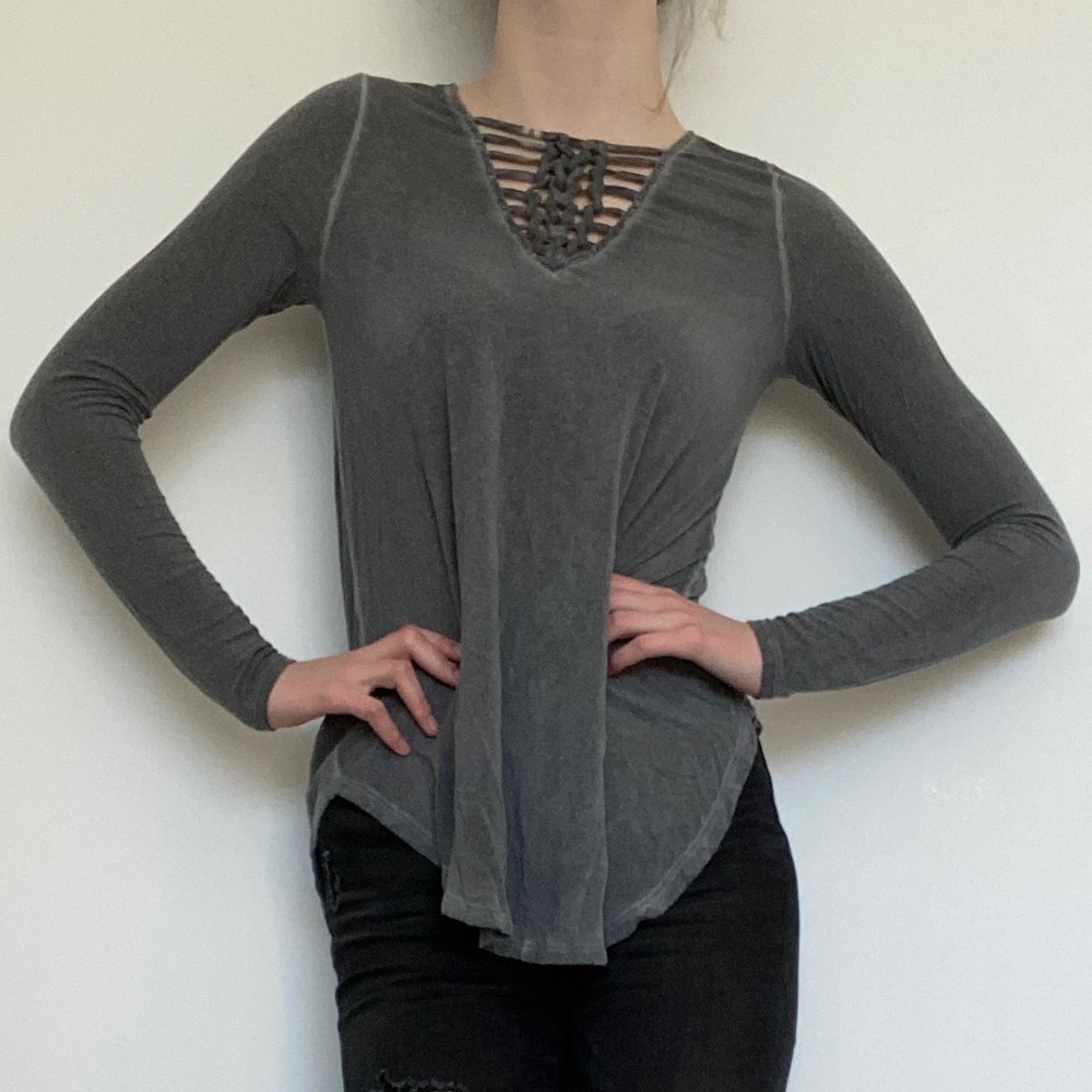 American Eagle long sleeve shirt